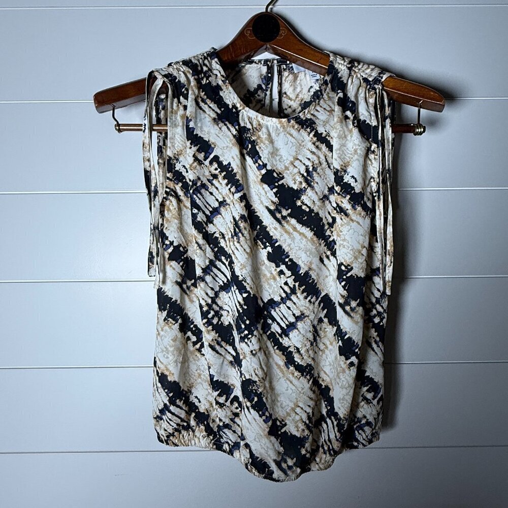 Evereve Sleeveless Blouse Gather and Ties on Shoulders Cream Navy Sz XS